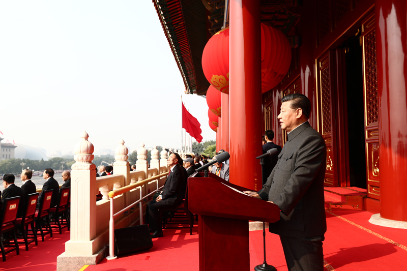 10月1日上午，慶祝中華人民共和國(guó)成立70周年大會(huì)在北京天安門(mén)廣場(chǎng)隆重舉行。中共中央總書(shū)記、國(guó)家主席、中央軍委主席習(xí)近平發(fā)表重要講話(huà)。